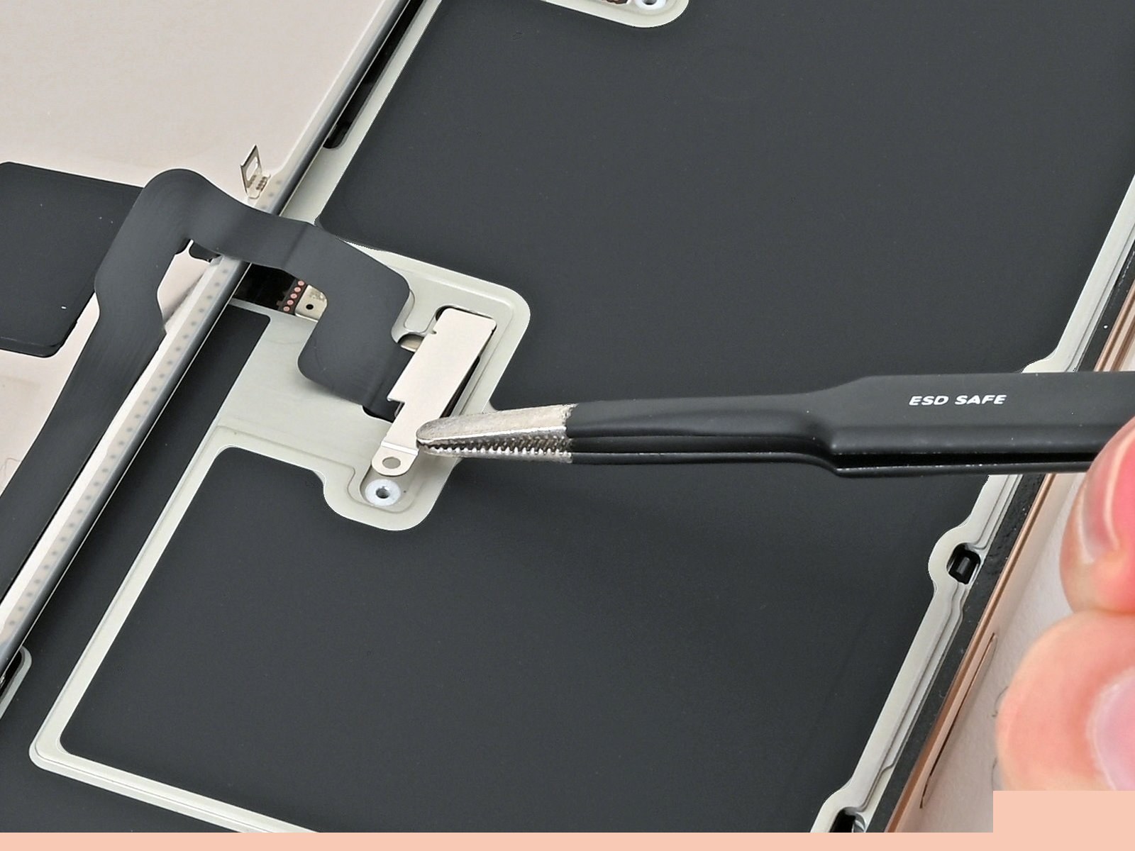 iPhone 16 Pro — Step 11 (logo-free)