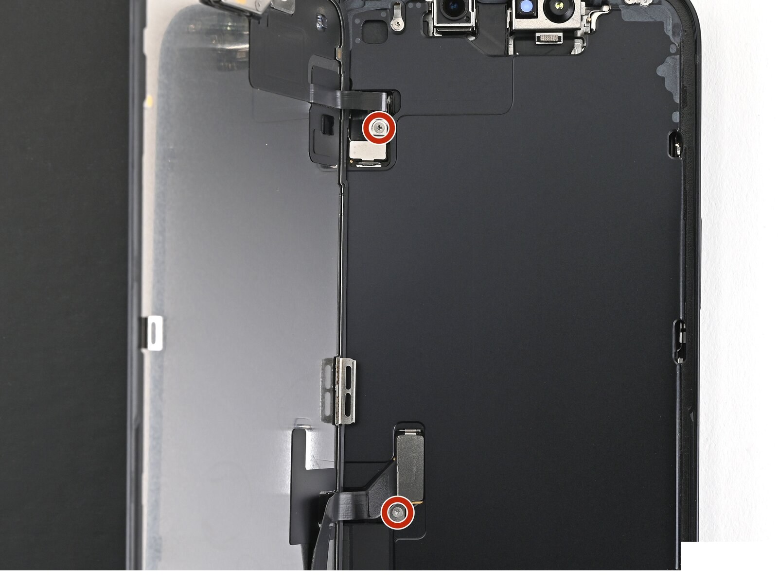 iPhone 16e — Remove the cover screws (logo-free)